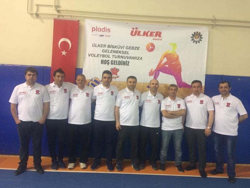 Reform Gıda ‘Geleneksel Voleybol Turnuvası’ başladı